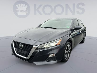 Used 2021 Nissan Altima 2.5 SV
