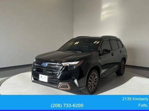 Used 2025 Subaru Forester Sport AWD/4WD image 3