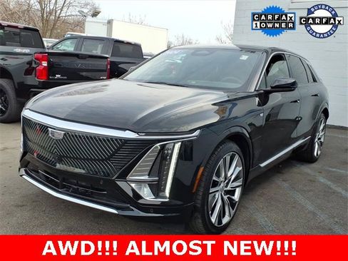 Used 2024 Cadillac Lyriq Luxury w/ LPO, Floor Liner Package image 3