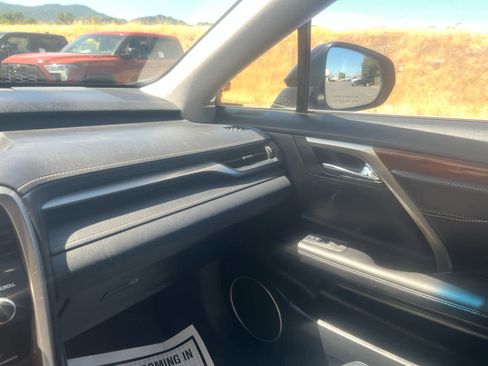 Used 2019 Lexus RX 450hL Premium image 28