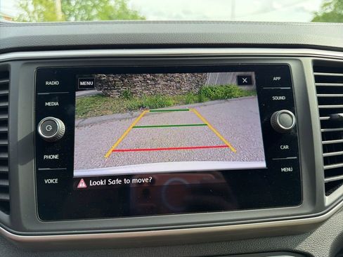 Used 2020 Volkswagen Atlas Cross Sport SE w/ Panoramic Sunroof Package AWD/4WD image 20