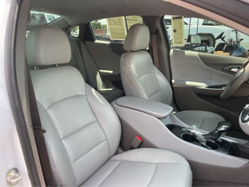 Used 2022 Chevrolet Malibu LT FWD image 26