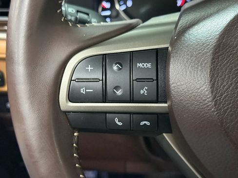 Used 2017 Lexus ES 350 w/ Premium Package FWD image 25