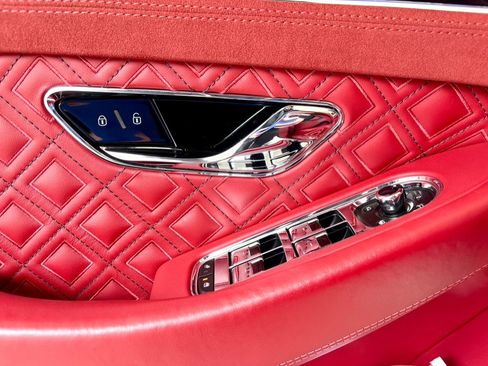 Used 2022 Bentley Continental GT Speed image 9