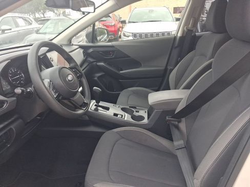 Used 2025 Subaru Crosstrek 2.5i Premium AWD/4WD image 4