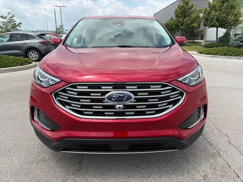 Used 2024 Ford Edge Titanium w/ Equipment Group 301A AWD/4WD image 2