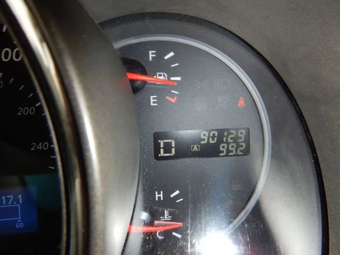 Used 2013 Nissan Murano S image 37