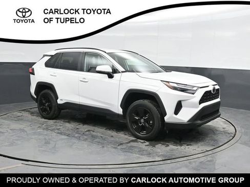 Used 2025 Toyota RAV4 XLE image 5