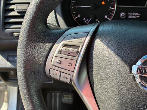 Used 2014 Nissan Altima 2.5 S FWD image 18
