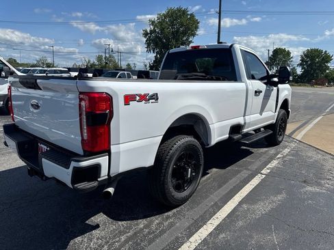 Certified 2025 Ford F250 XL w/ STX Appearance Package AWD/4WD image 9