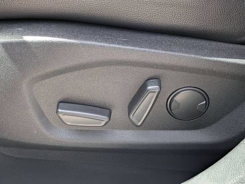 Used 2024 Ford Edge Titanium AWD/4WD image 22