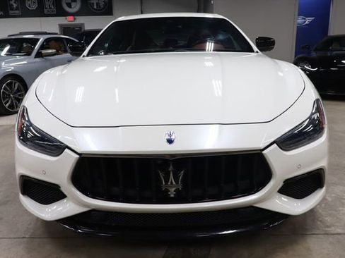 Used 2022 Maserati Ghibli Modena Q4 AWD/4WD image 8