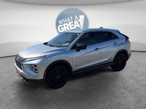 Used 2023 Mitsubishi Eclipse Cross LE AWD/4WD image 8
