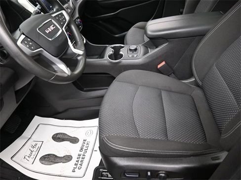 Used 2022 GMC Terrain SLE w/ Driver Convenience Package image 15