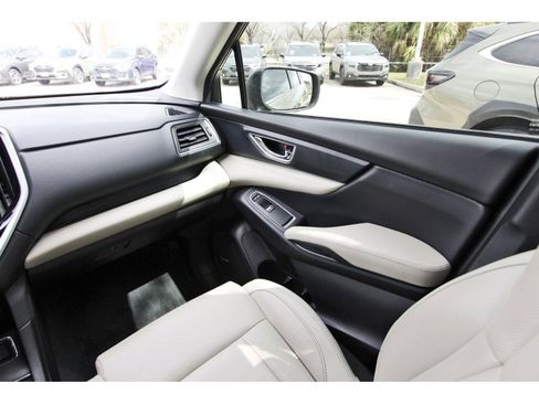 Used 2023 Subaru Ascent Limited w/ Technology Package image 10