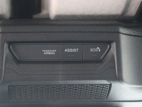 Used 2024 Jeep Gladiator Mojave image 34