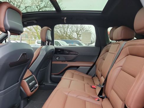 New 2026 Lincoln Nautilus Reserve image 13