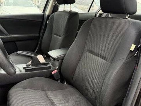 Used 2013 MAZDA MAZDA3 i Sport image 13