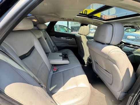 Used 2013 Cadillac XTS Luxury FWD image 17