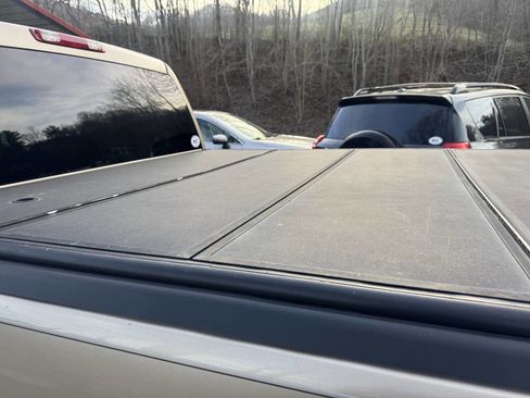 Used 2004 Chevrolet Silverado 1500 LS image 9