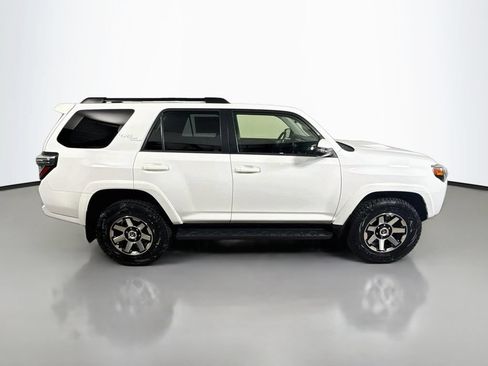 Certified 2024 Toyota 4Runner TRD Off-Road Premium AWD/4WD image 8