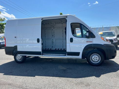 Used 2021 RAM ProMaster 2500 FWD image 6