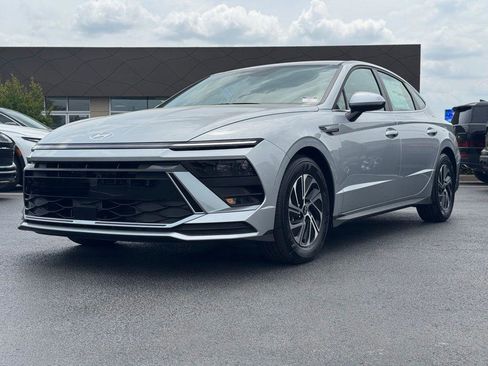New 2026 Hyundai Sonata Blue FWD image 1