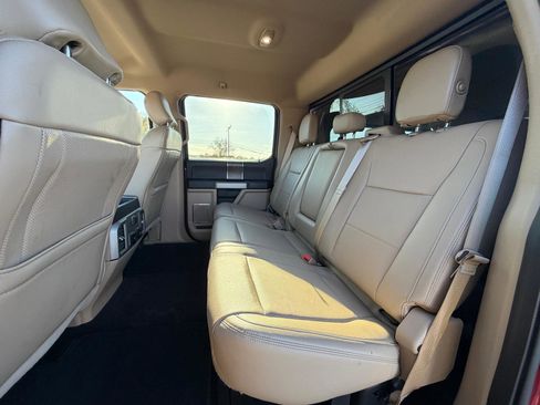 Used 2018 Ford F250 Lariat w/ Chrome Package image 11