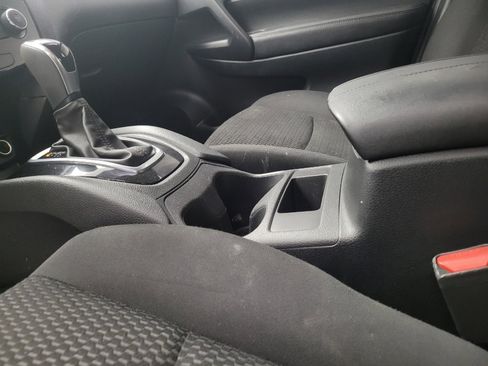 Used 2019 Nissan Rogue Sport S w/ Appearance Package FWD image 26