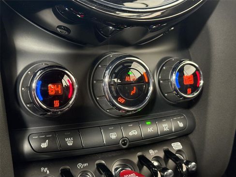 Used 2023 MINI Cooper S image 21