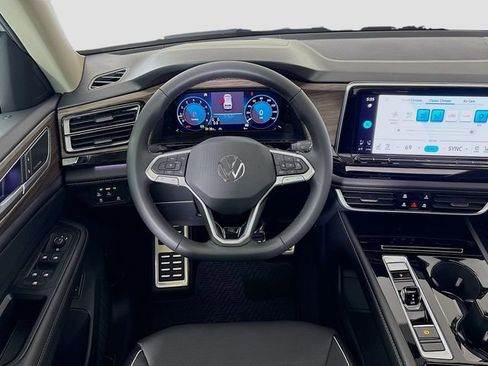 New 2026 Volkswagen Atlas SEL Premium R-Line AWD/4WD image 24