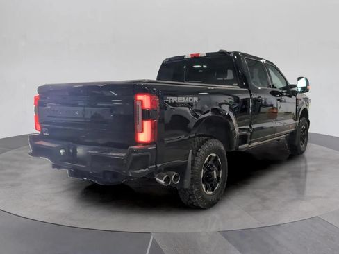 Used 2025 Ford F250 Platinum w/ Tremor Off-Road Package AWD/4WD image 6