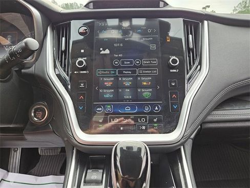 Used 2023 Subaru Outback Limited image 22