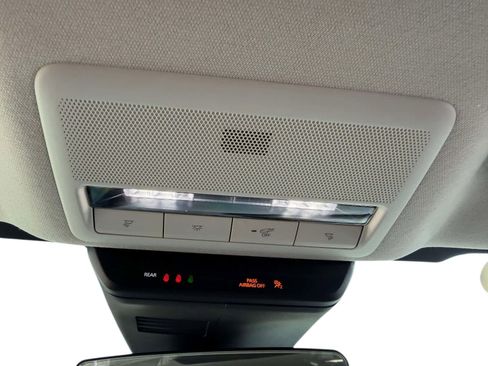 Used 2023 MAZDA CX-30 AWD 2.5 S w/ Select Package image 26