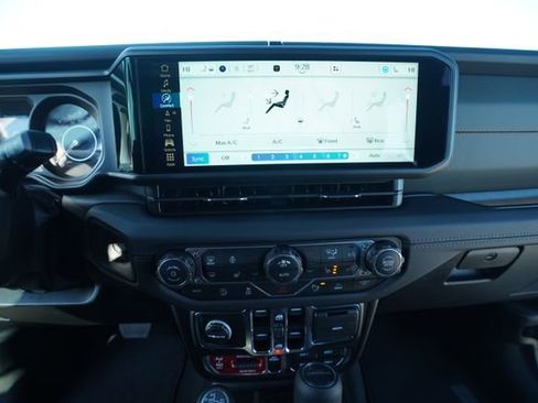 New 2026 Jeep Gladiator Mojave image 27