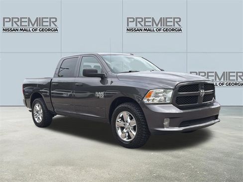 Used 2020 RAM 1500 Express RWD image 24