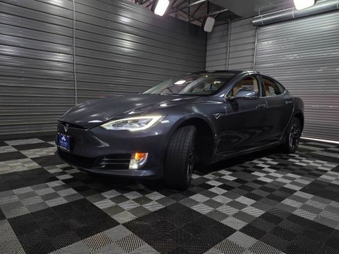 Used 2017 Tesla Model S 100D image 41