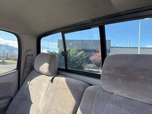 Used 2002 Toyota Tacoma PreRunner image 23