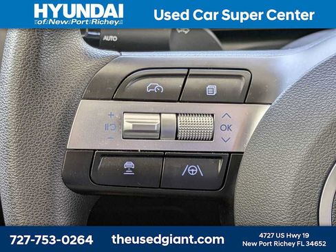 Used 2025 Hyundai Tucson SEL FWD image 31