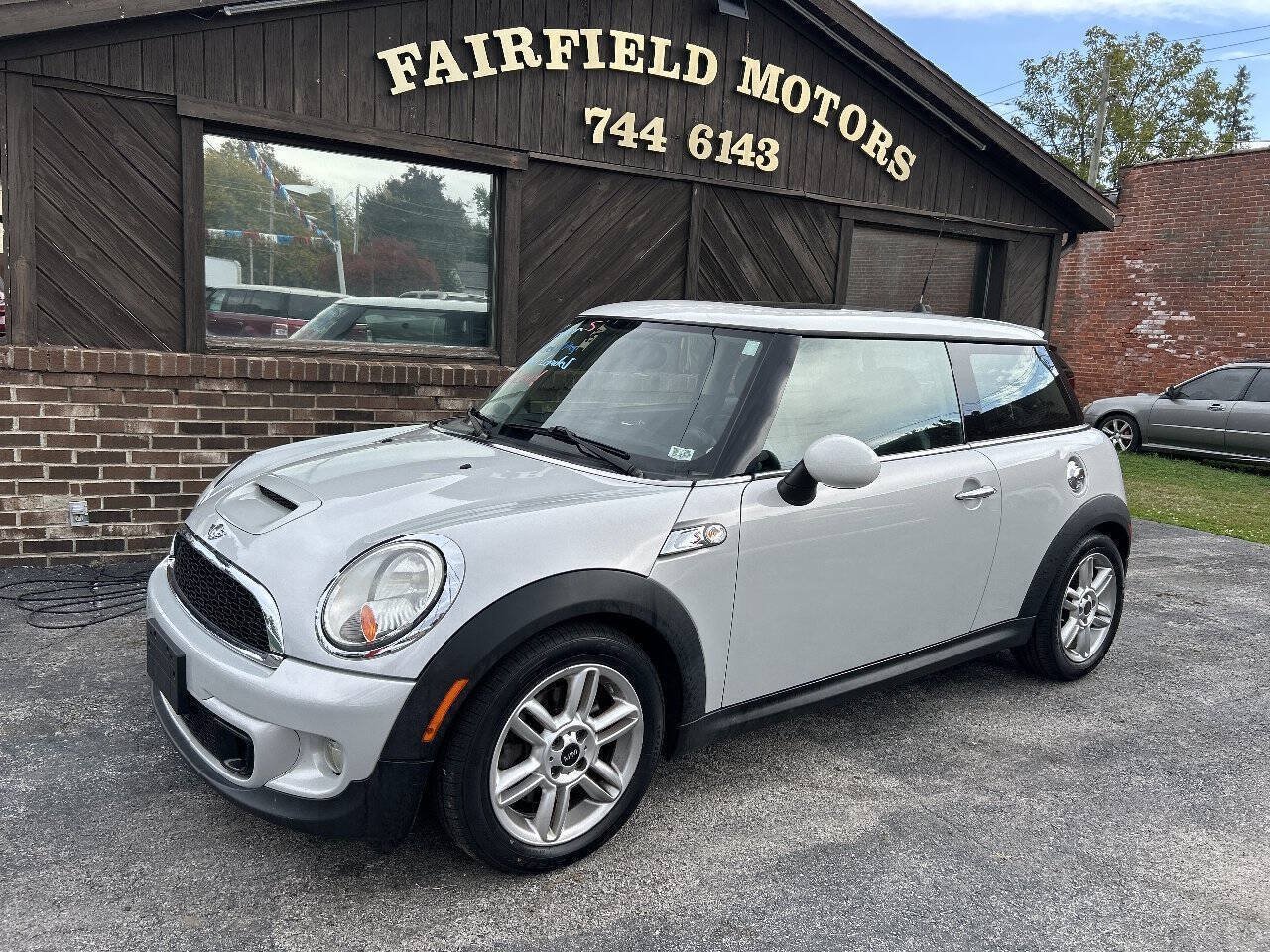 Used 2011 MINI Cooper S FWD image 1