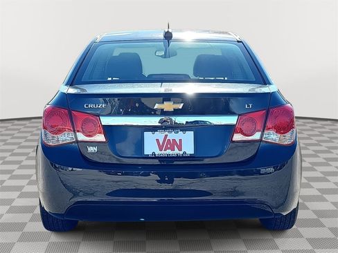 Used 2015 Chevrolet Cruze LT image 6