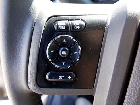 Used 2014 Ford F250 Lariat w/ Chrome Package image 22