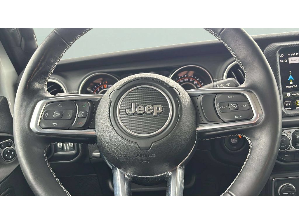 Used 2022 Jeep Gladiator Overland w/ Popular Equipment Package AWD/4WD image 14