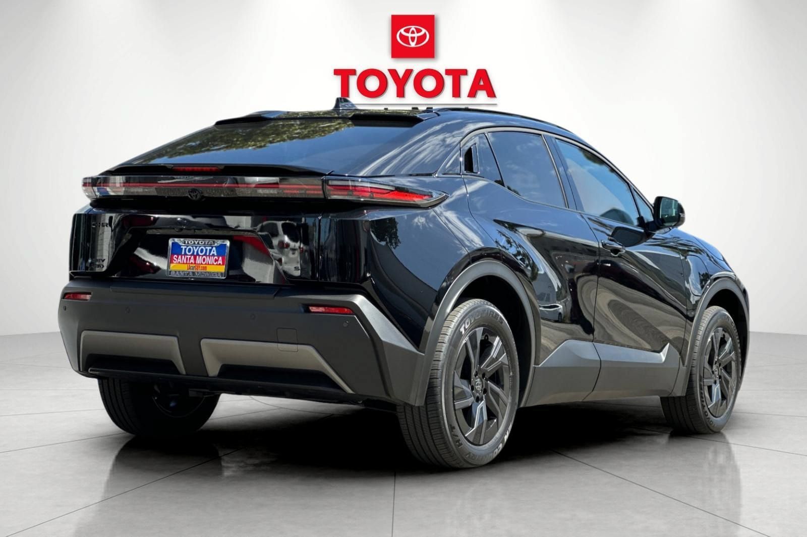 New 2026 Toyota C-HR AWD/4WD image 3