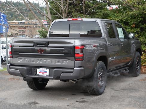 New 2026 Nissan Frontier PRO-4X w/ Pro-4x Convenience Package image 26