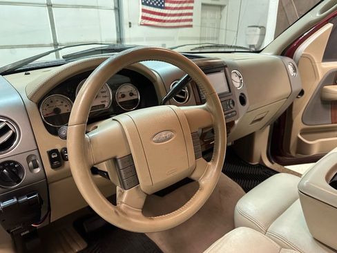 Used 2004 Ford F150 Lariat image 19
