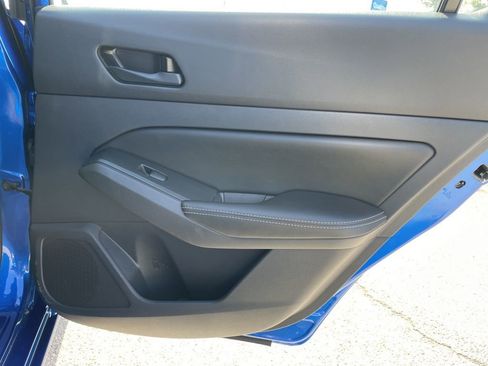 Used 2025 Nissan Altima 2.5 SV image 37