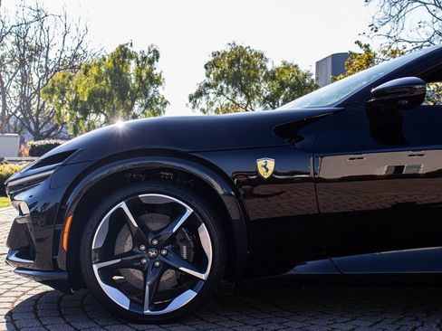 Certified 2025 Ferrari Purosangue image 27