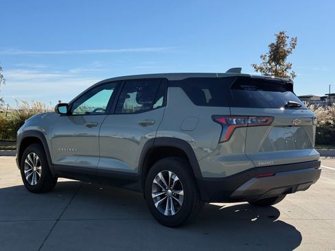 Used 2025 Chevrolet Equinox LT image 6