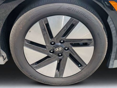 Used 2023 Hyundai Ioniq 6 SEL RWD image 12
